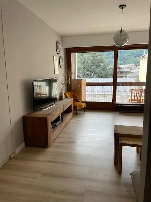 Camp De Base : Bourg-Saint-Maurice Apartment